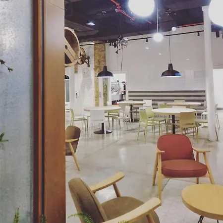 Residencia Unihabit * برشلونة